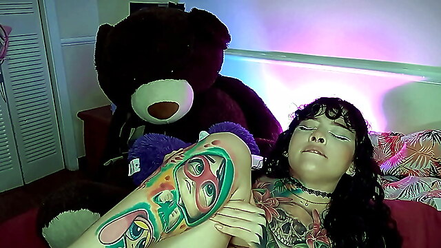 Porn of girls and girls, cute tattooed girl, split tongue, cute curly hair girl, sweet tattoos