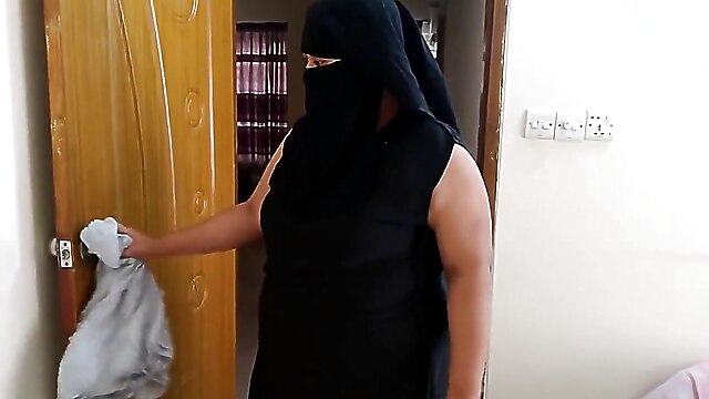 Indian house cleaning aunty, webcam couple xxx hijab, bbw aunty and boy hot, ass fuck while cleaning, fucking sweet indian boy